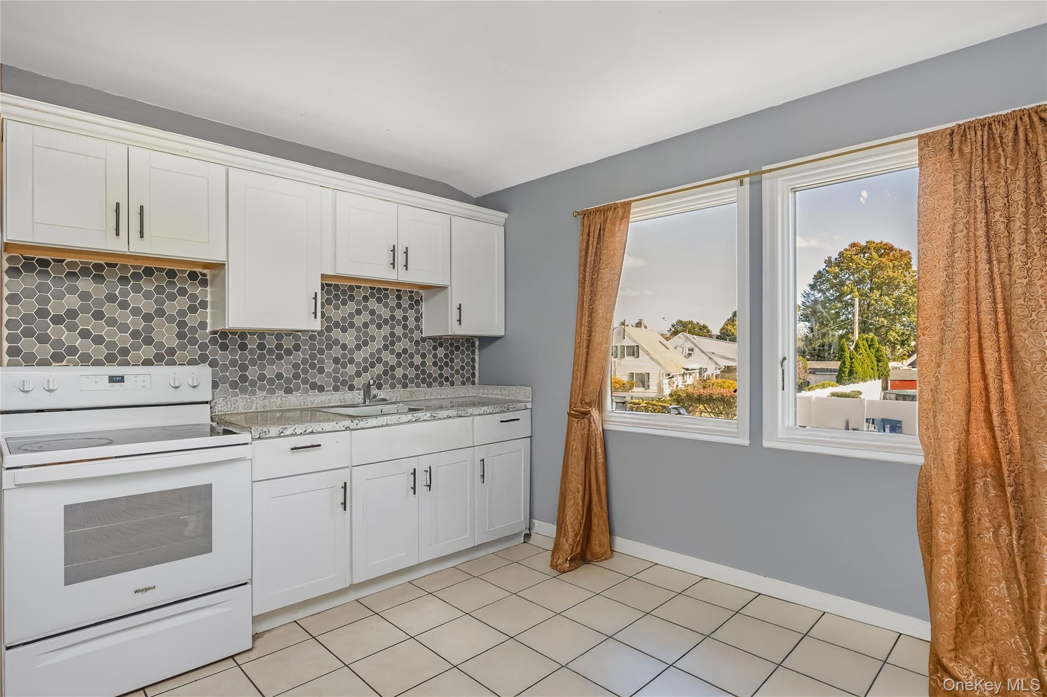 Single Family Albatross  Nassau County, NY 11756, MLS-928214-17