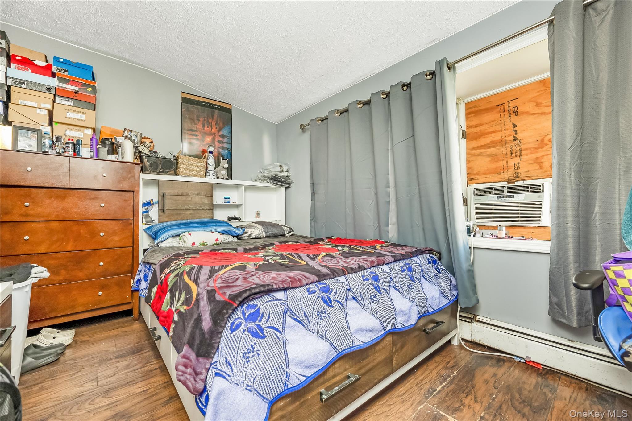 Single Family Albatross  Nassau County, NY 11756, MLS-928214-20