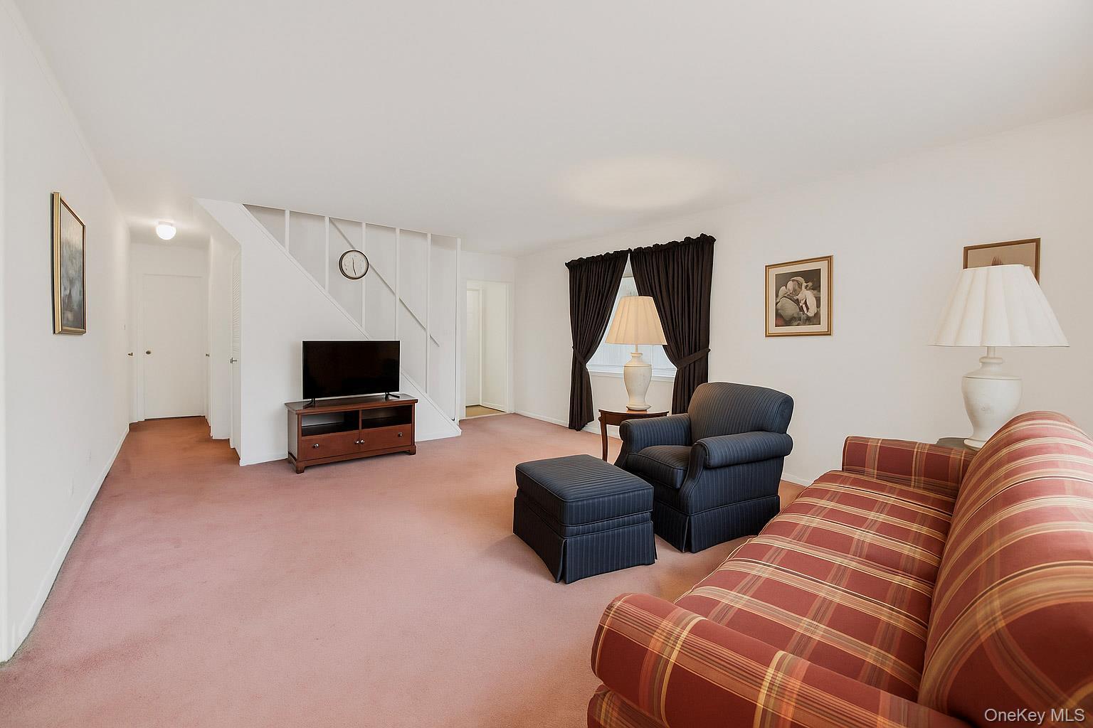 Single Family Mountaindale Westchester County, NY 10710, MLS-928219-9