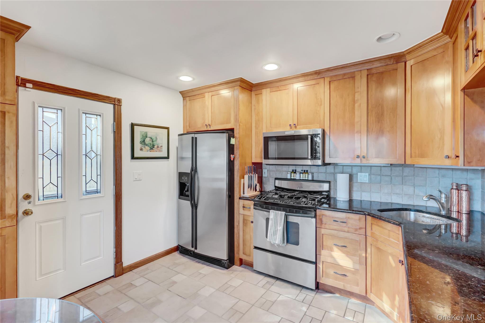 Single Family Fawn  Suffolk County, NY 11787, MLS-928222-5