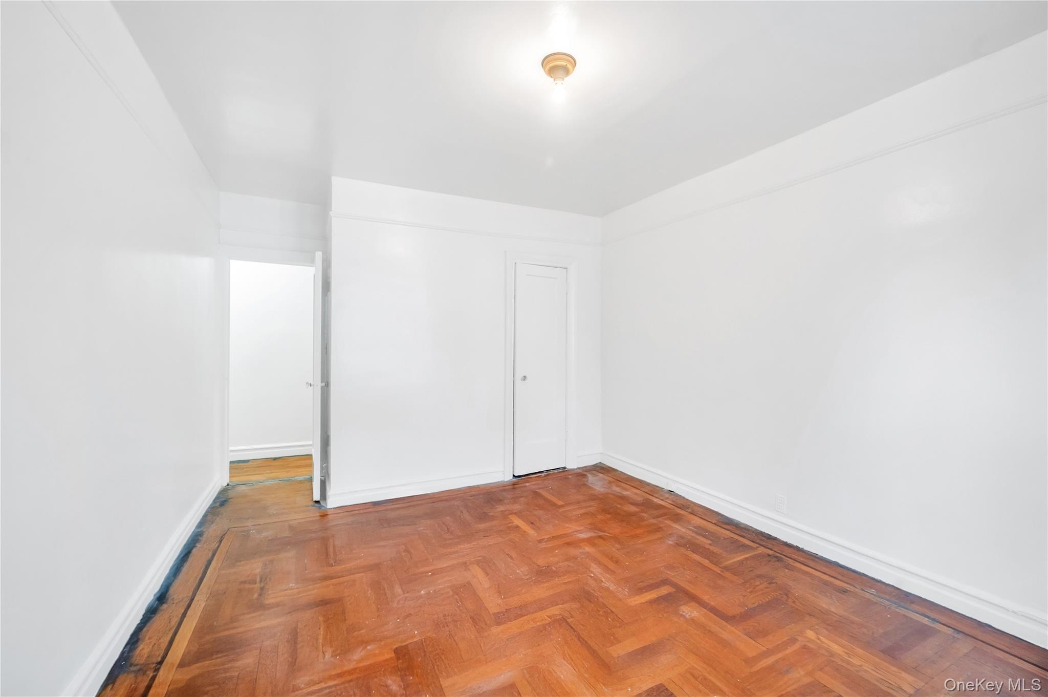 Single Family Hull Bronx, NY 10467, MLS-928243-11