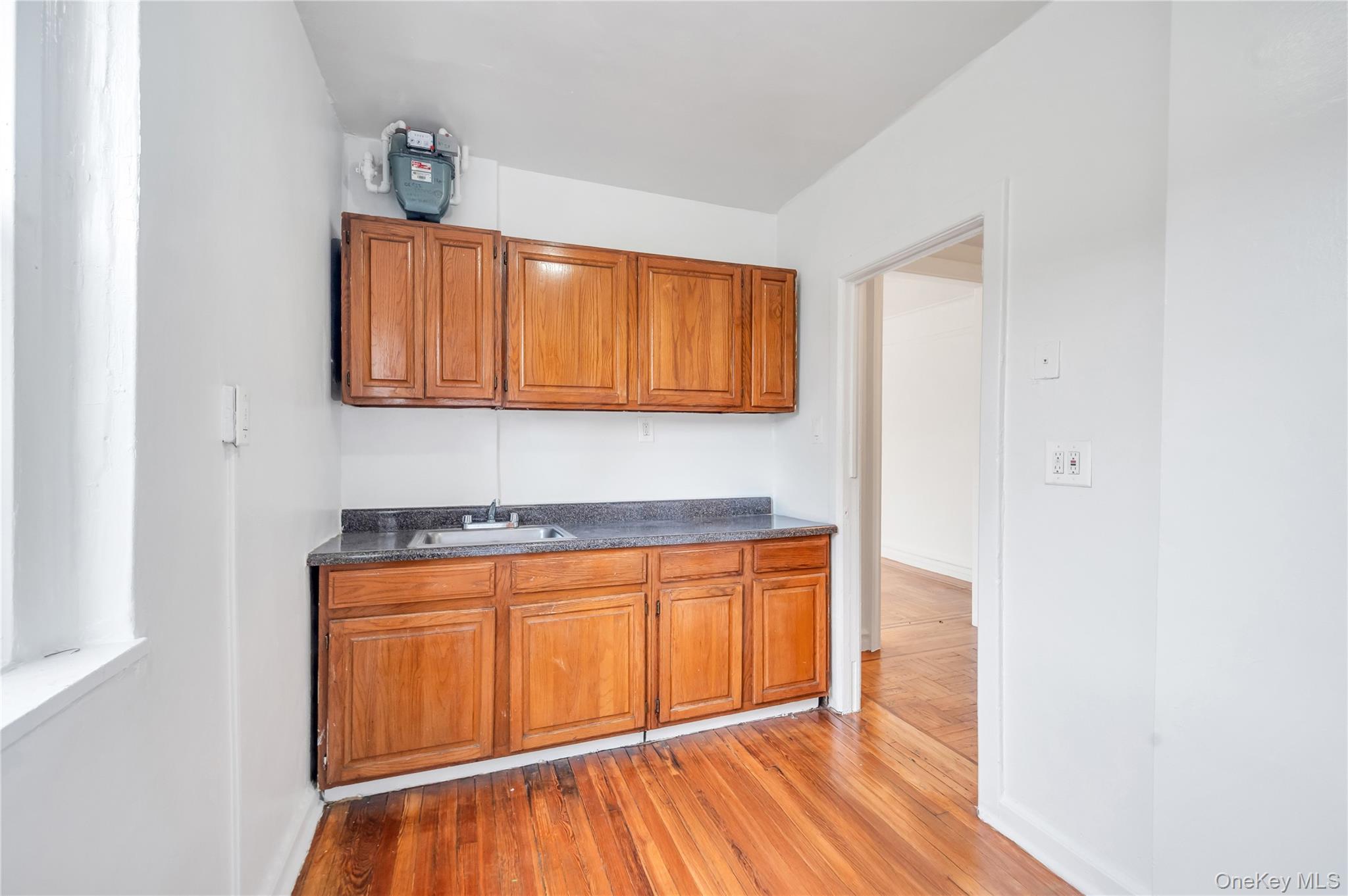 Single Family Hull Bronx, NY 10467, MLS-928243-22