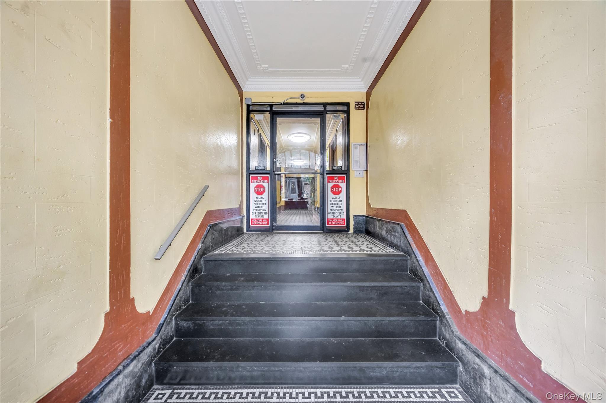 Single Family Hull Bronx, NY 10467, MLS-928243-3