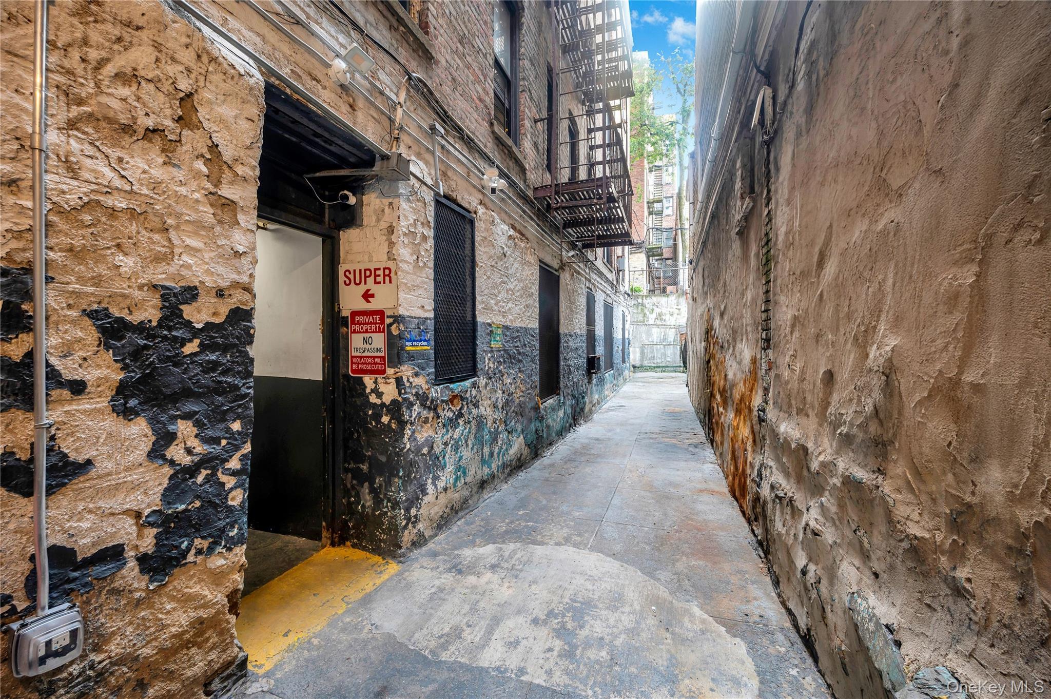 Single Family Hull Bronx, NY 10467, MLS-928243-34