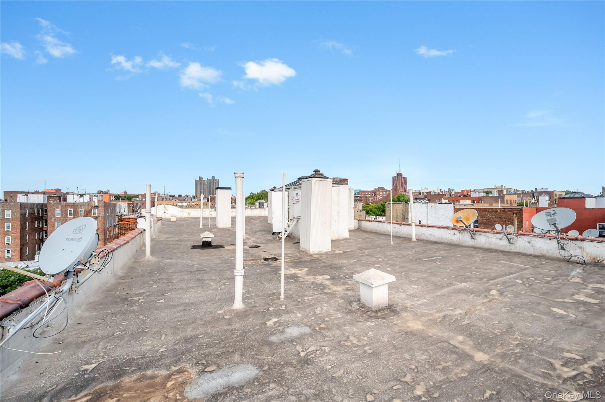 Single Family Hull  Bronx, NY 10467, MLS-928243-35