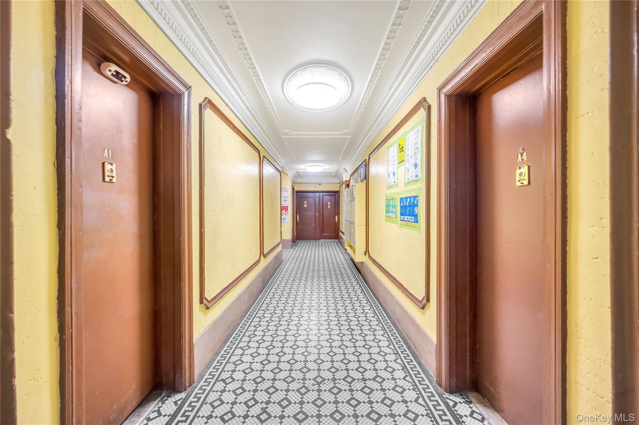 Single Family Hull Bronx, NY 10467, MLS-928243-7