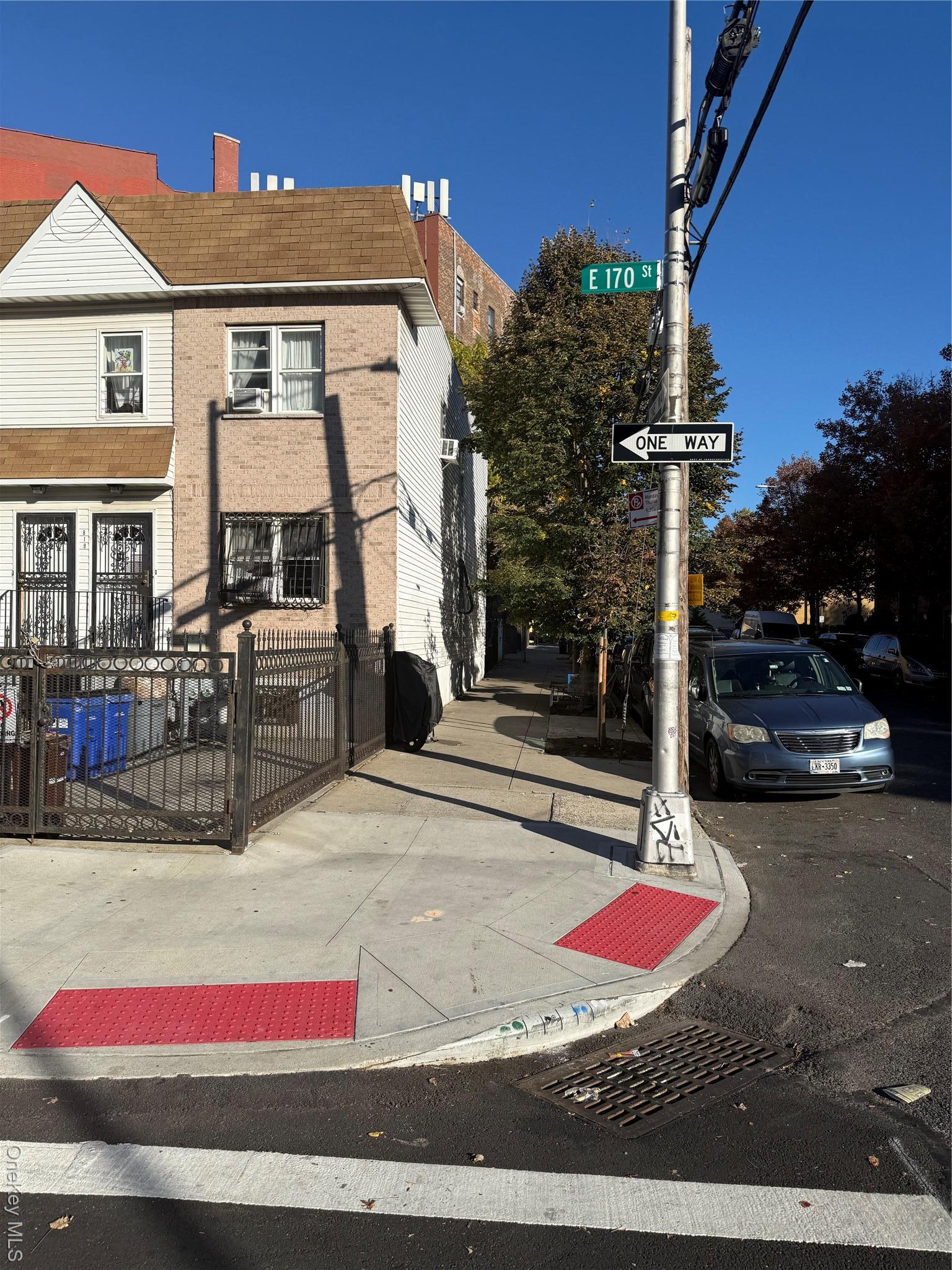 Single Family 170th Bronx, NY 10459, MLS-928252-5