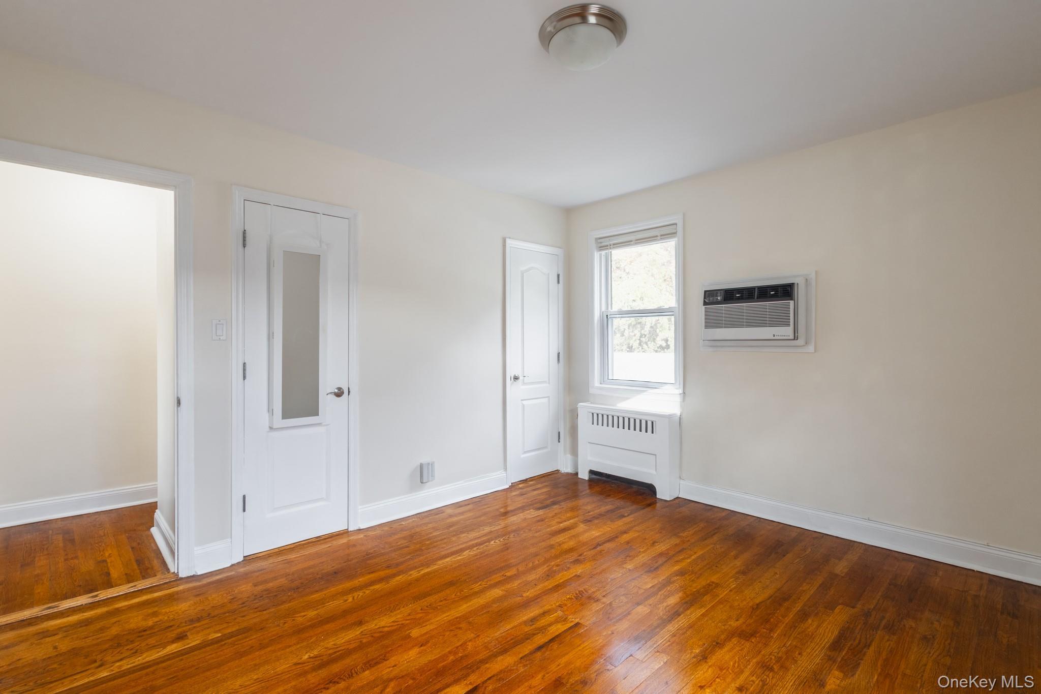 Coop 71st  Queens, NY 11426, MLS-928268-15