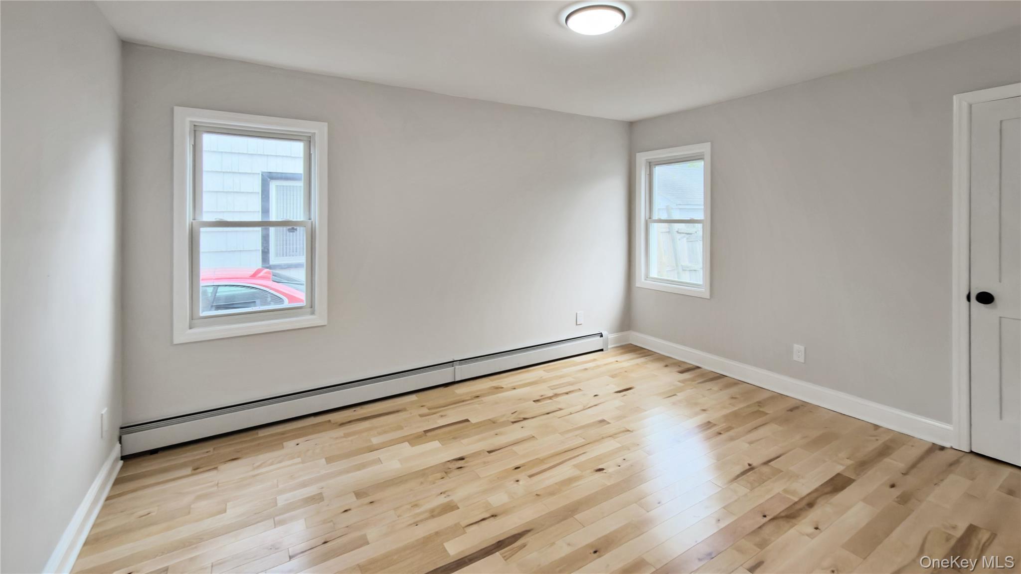 Single Family Windsor Nassau County, NY 11550, MLS-928282-26