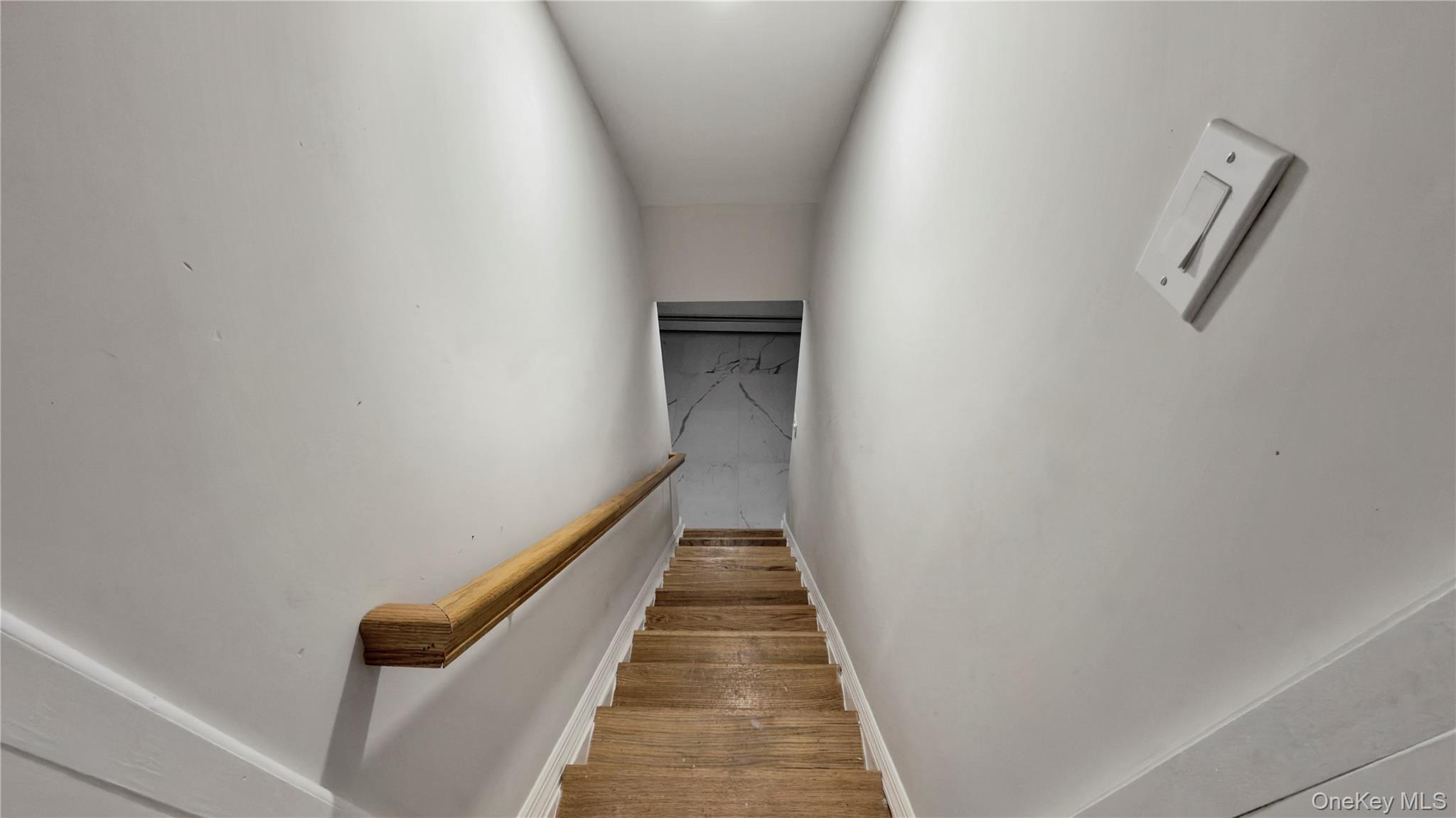 Single Family Windsor Nassau County, NY 11550, MLS-928282-41