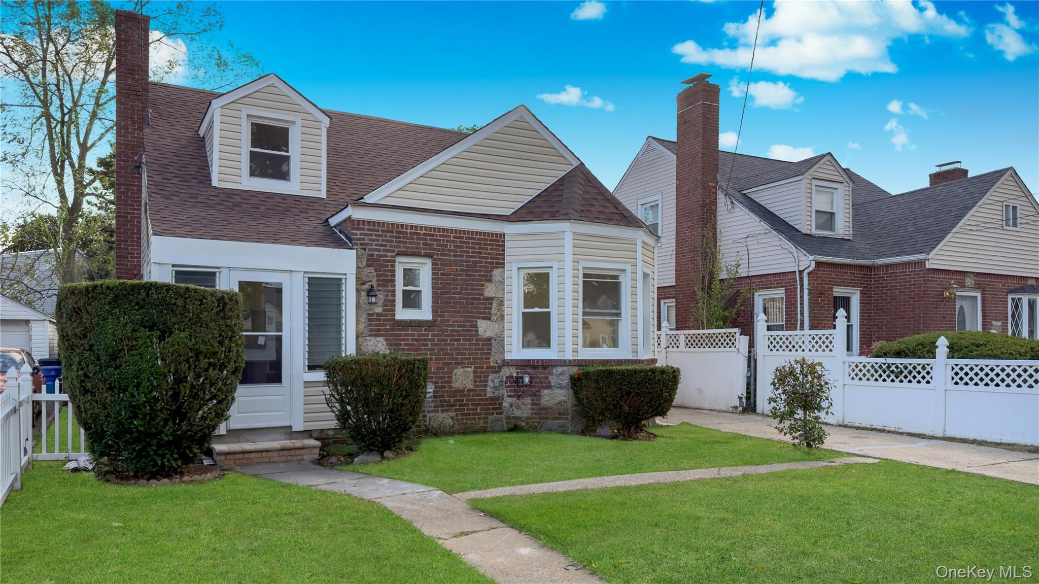 Single Family Windsor Nassau County, NY 11550, MLS-928282-7