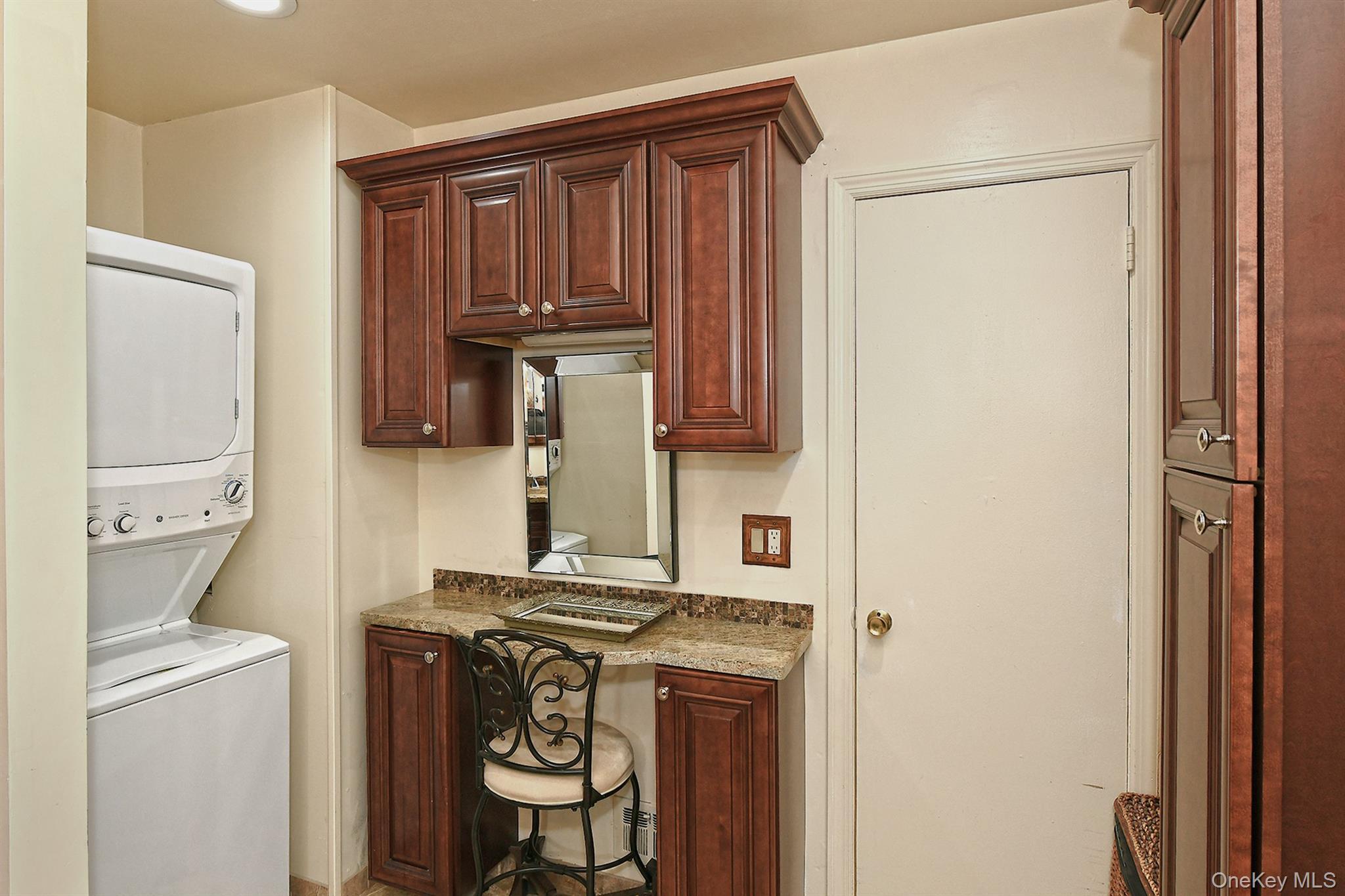 Single Family Plaisted  Suffolk County, NY 11788, MLS-928324-29