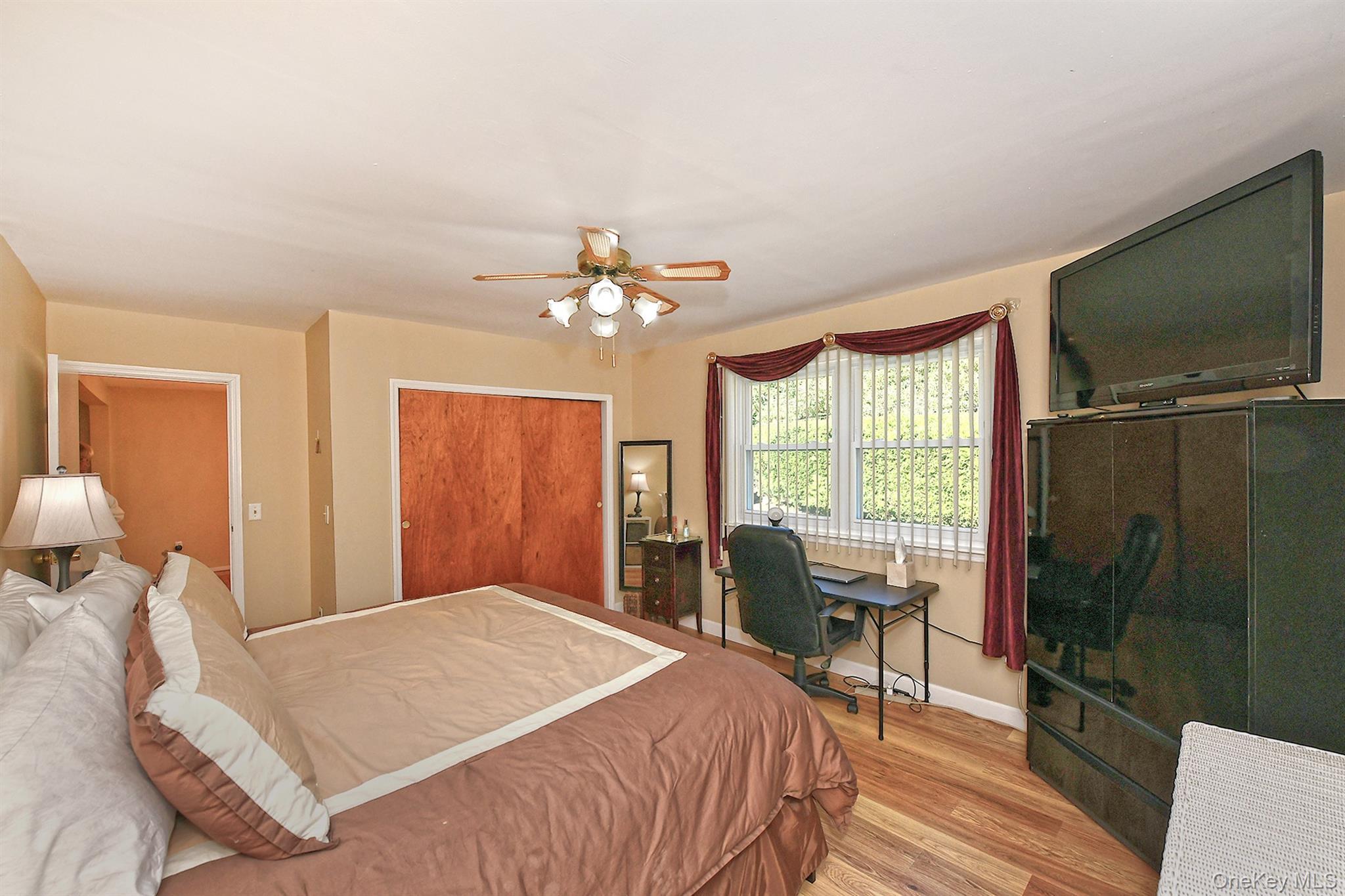 Single Family Plaisted  Suffolk County, NY 11788, MLS-928324-31