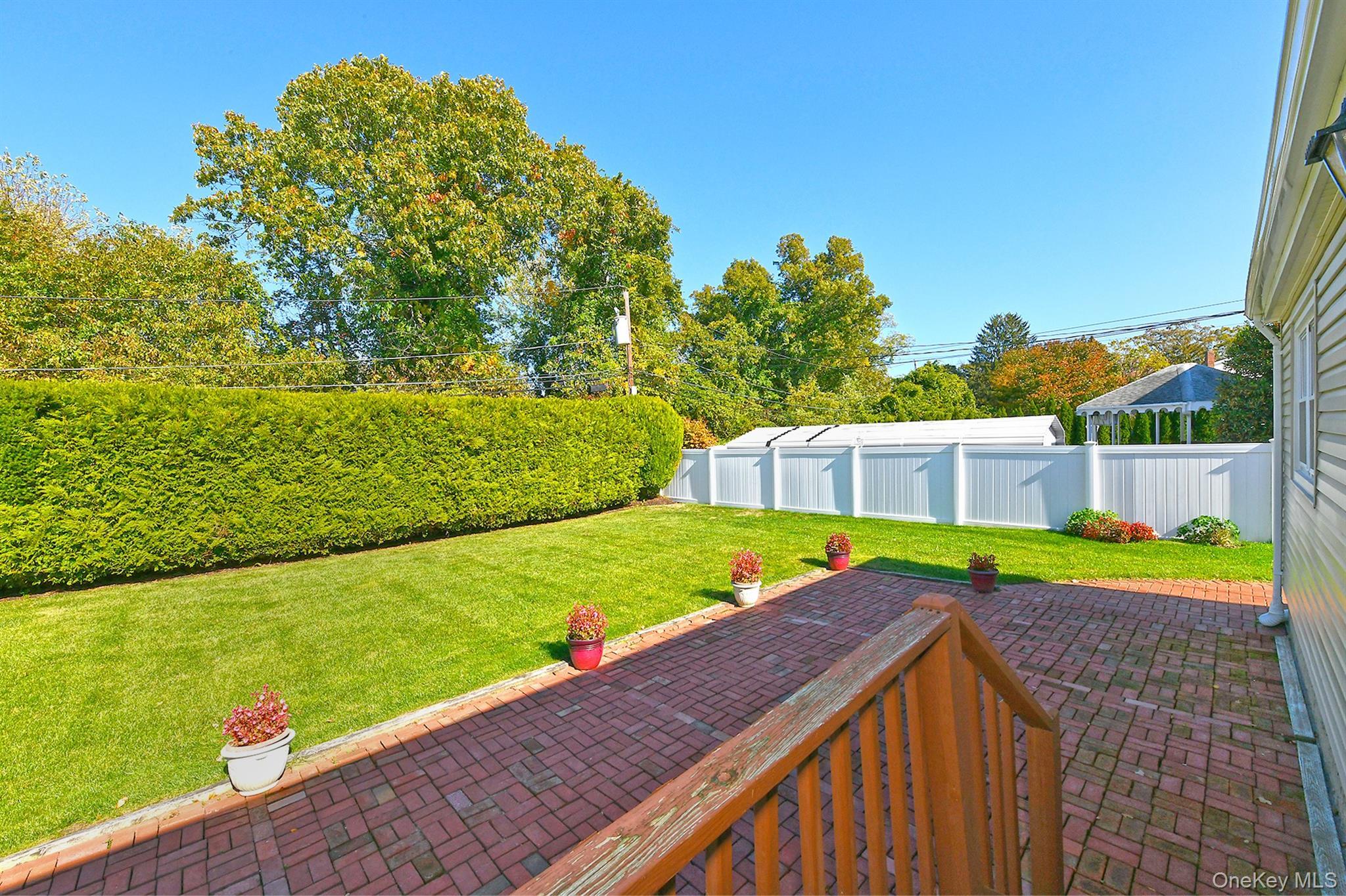 Single Family Plaisted  Suffolk County, NY 11788, MLS-928324-37