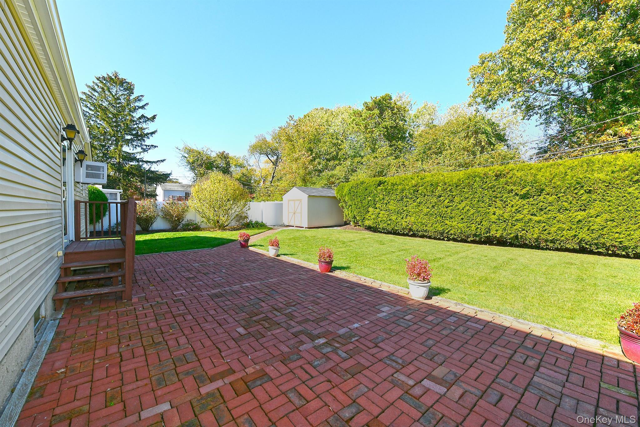 Single Family Plaisted  Suffolk County, NY 11788, MLS-928324-38