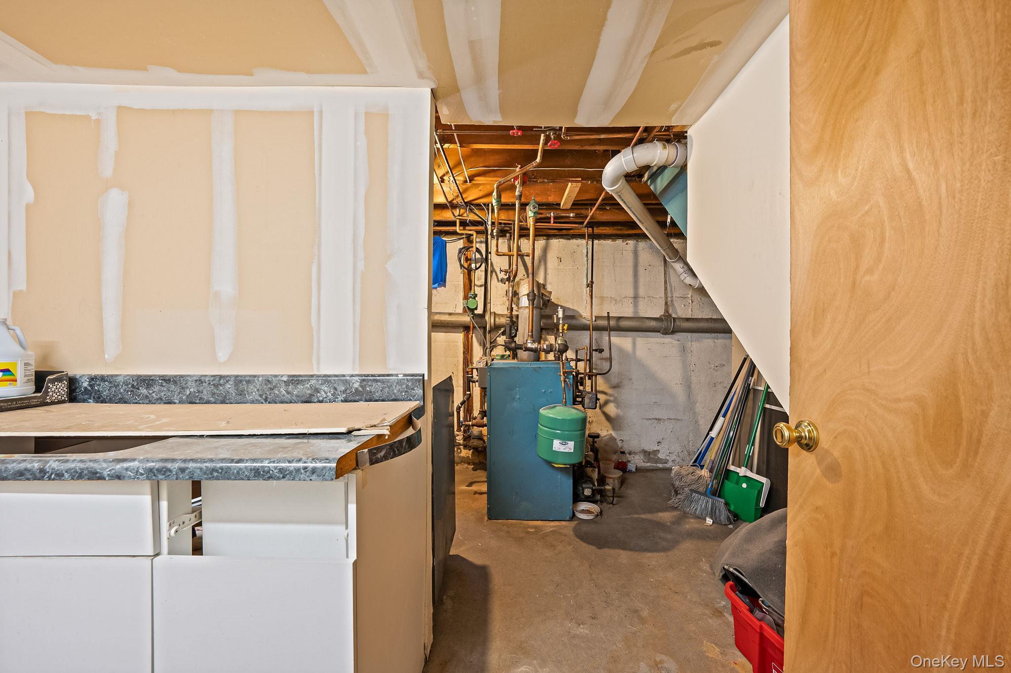 Single Family Jerusalem  Nassau County, NY 11554, MLS-928330-26