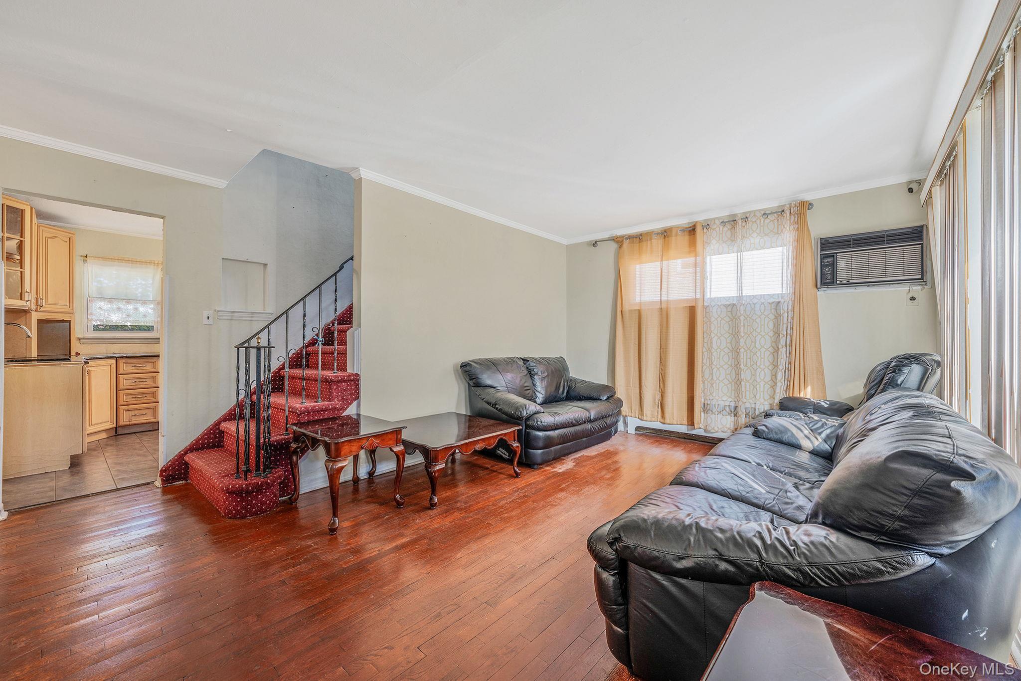 Single Family Jerusalem  Nassau County, NY 11554, MLS-928330-6