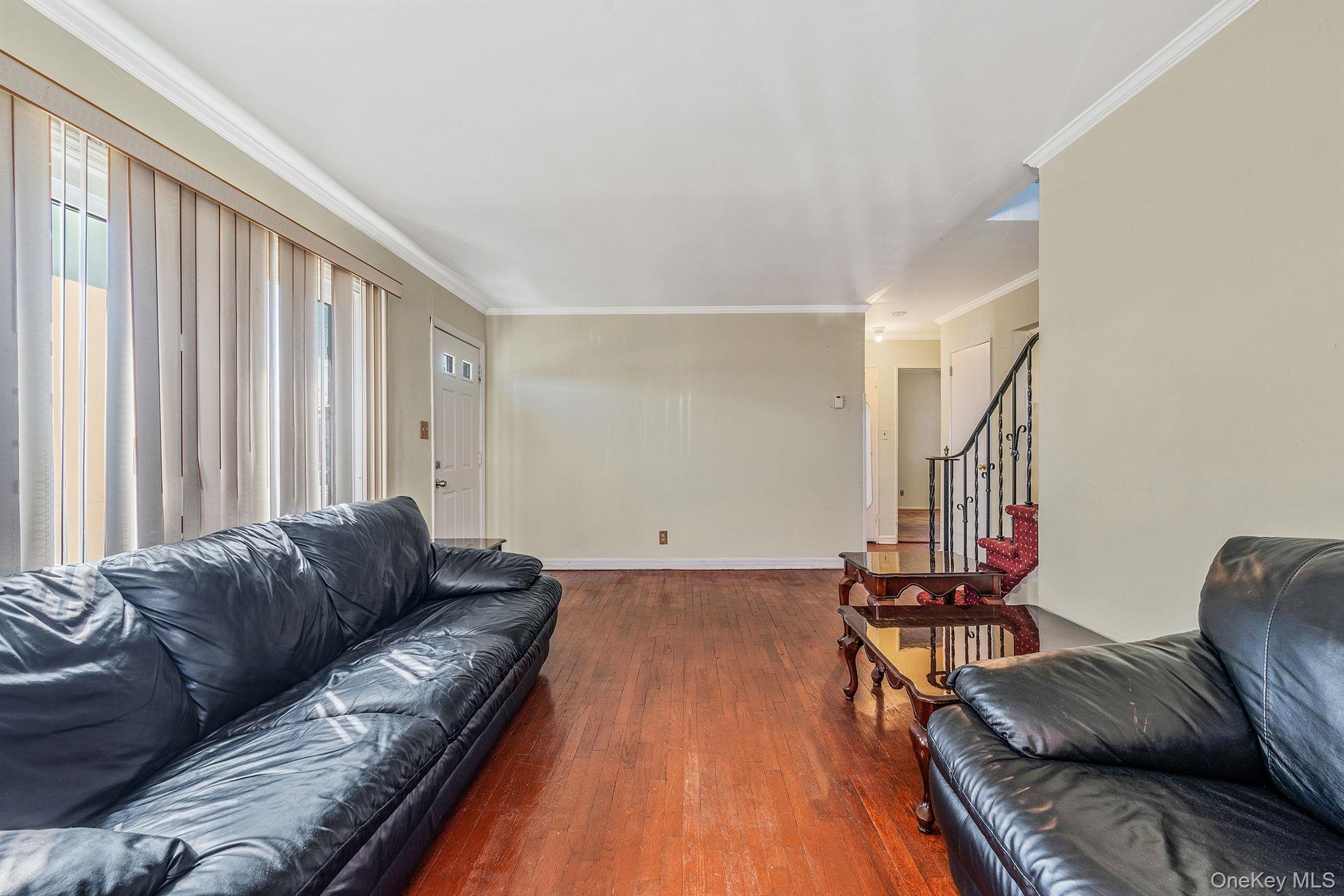 Single Family Jerusalem  Nassau County, NY 11554, MLS-928330-8