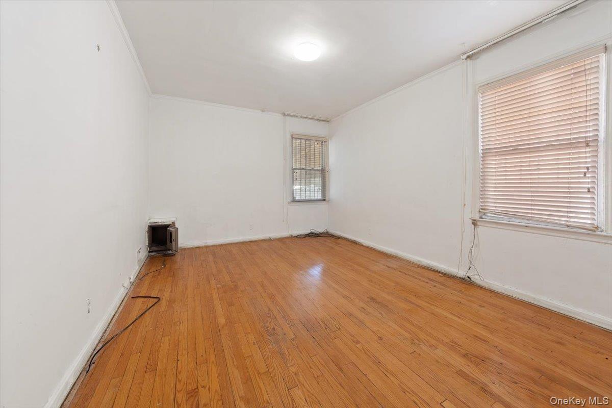 Single Family 138th  Queens, NY 11413, MLS-928346-9