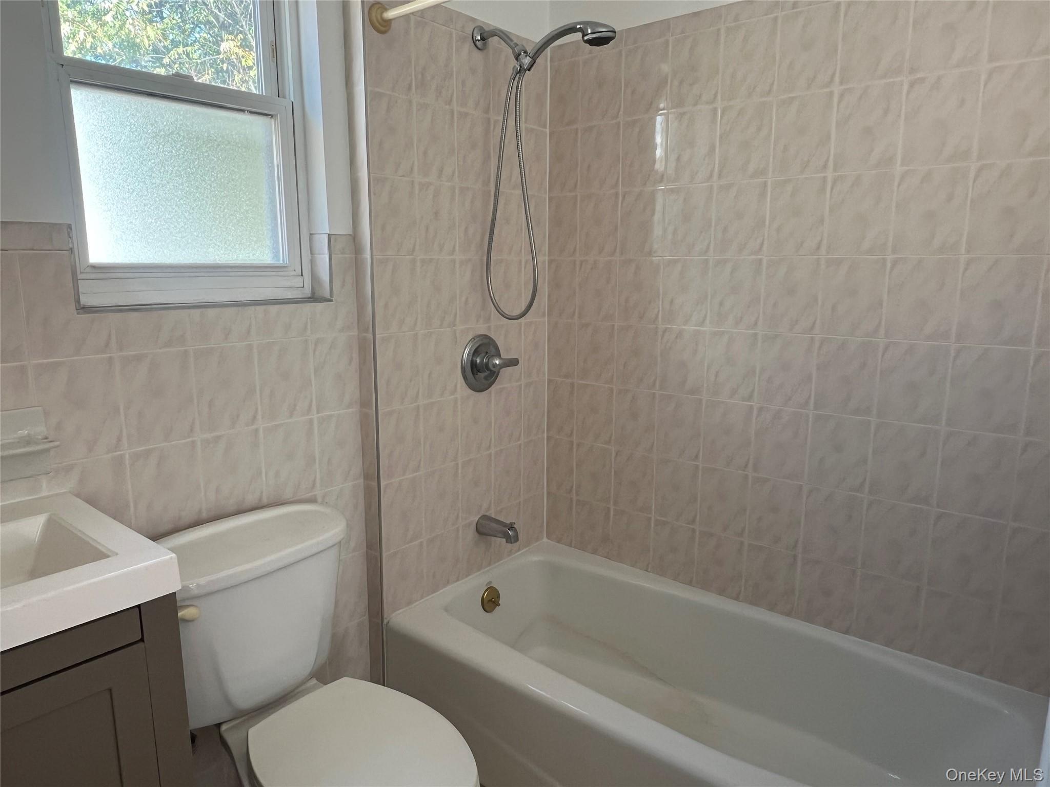 Single Family Atlantic  Queens, NY 11421, MLS-928367-3