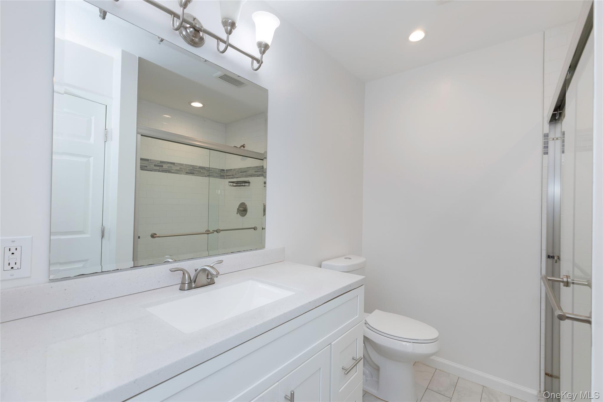 Single Family Sharon  Suffolk County, NY 11772, MLS-928389-8