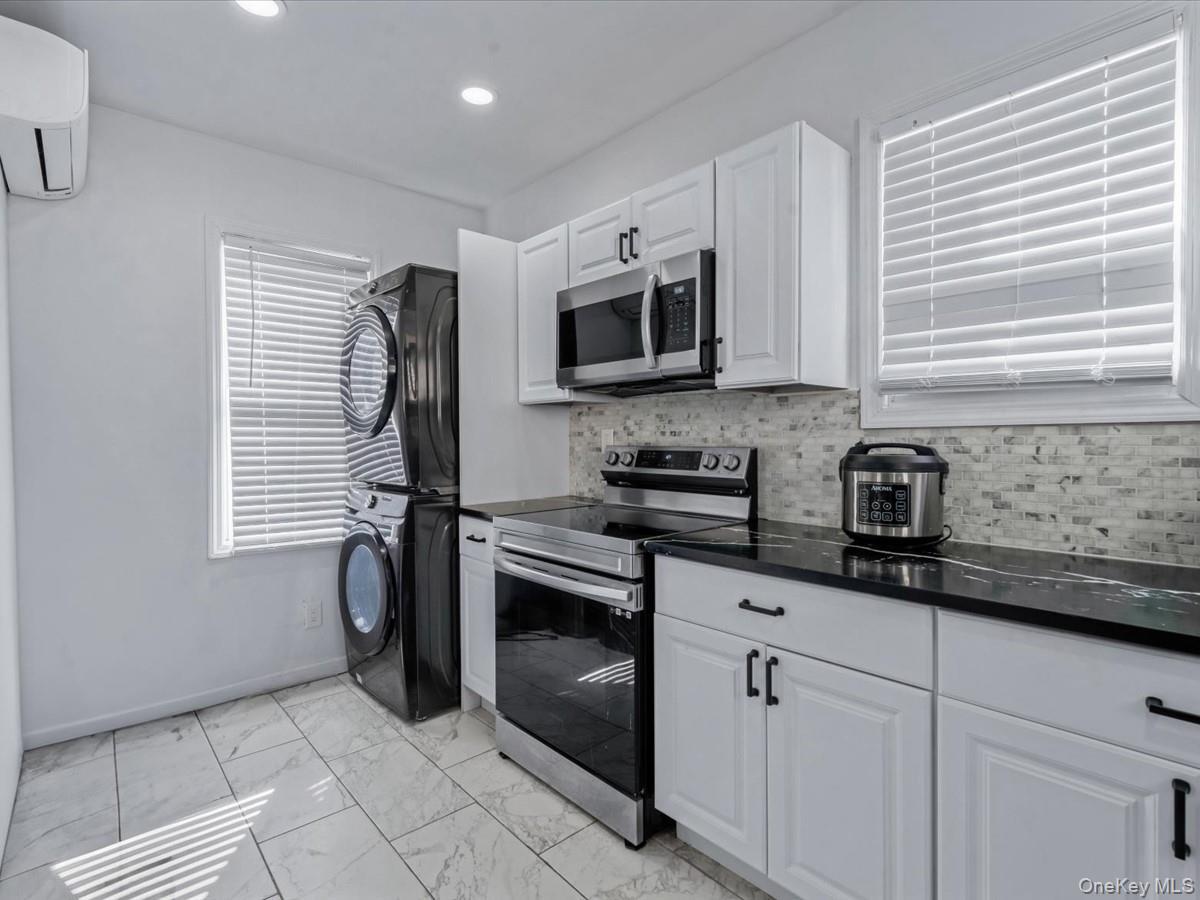 Single Family James Ll Burrell  Nassau County, NY 11550, MLS-928391-10