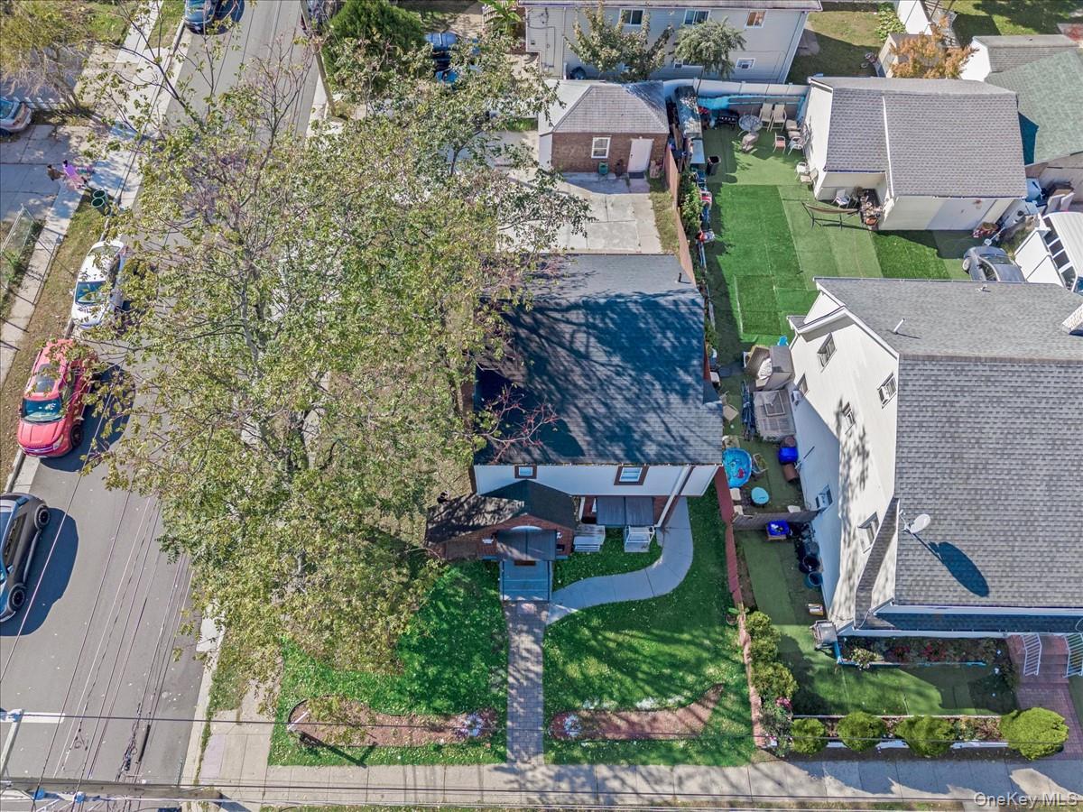 Single Family James Ll Burrell  Nassau County, NY 11550, MLS-928391-24