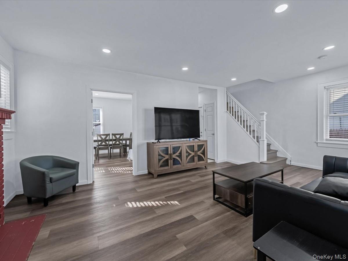 Single Family James Ll Burrell  Nassau County, NY 11550, MLS-928391-3