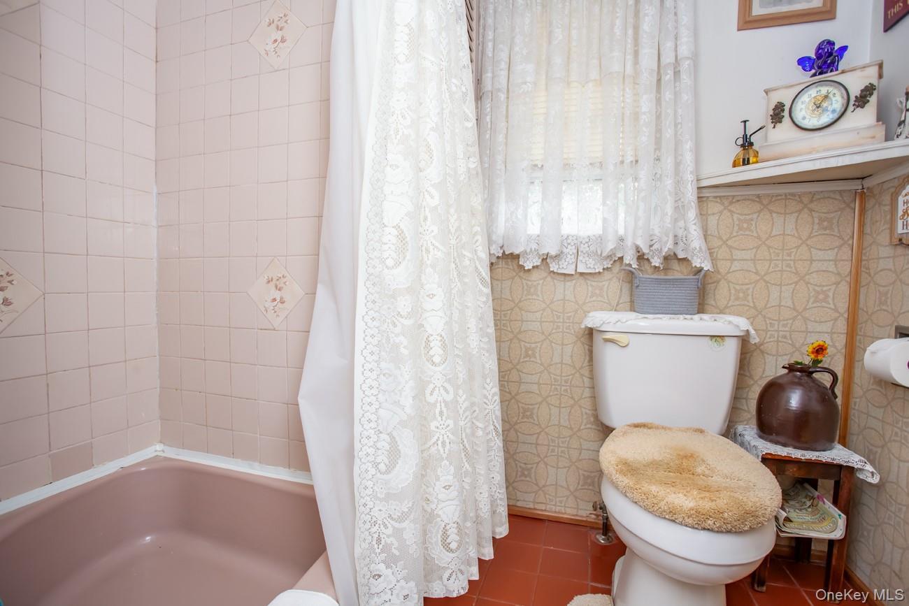 Single Family Broadway  Westchester County, NY 10596, MLS-928402-14