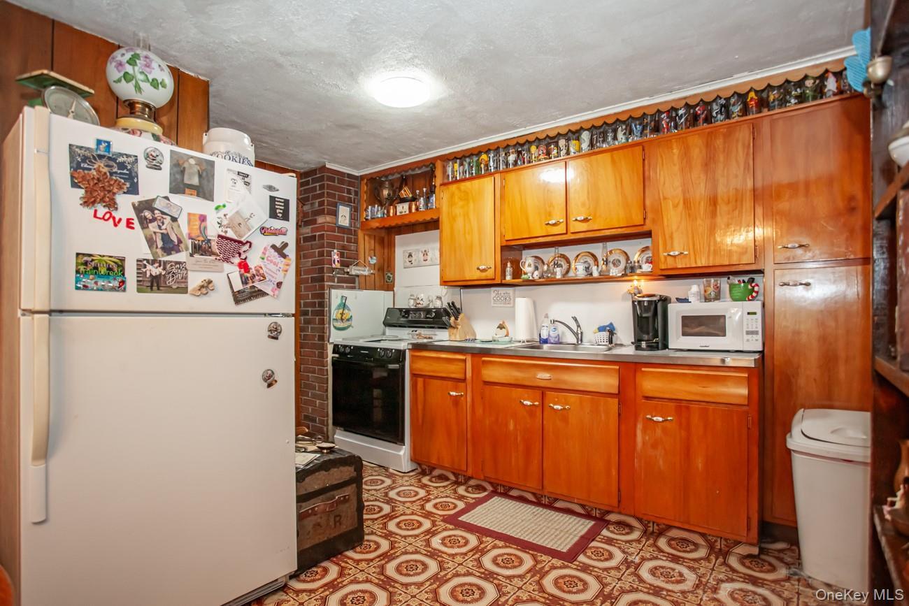 Single Family Broadway  Westchester County, NY 10596, MLS-928402-18