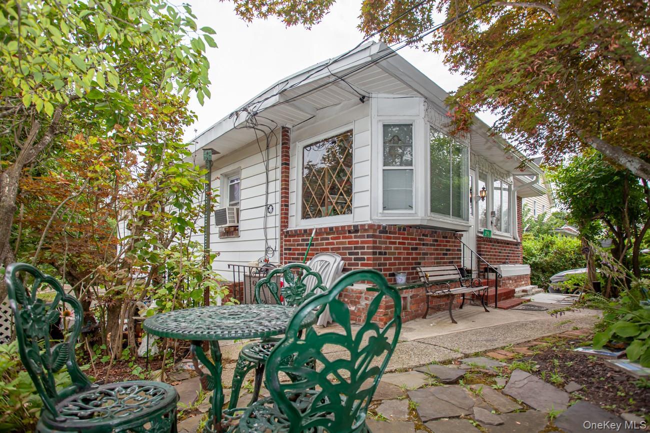 Single Family Broadway  Westchester County, NY 10596, MLS-928402-3