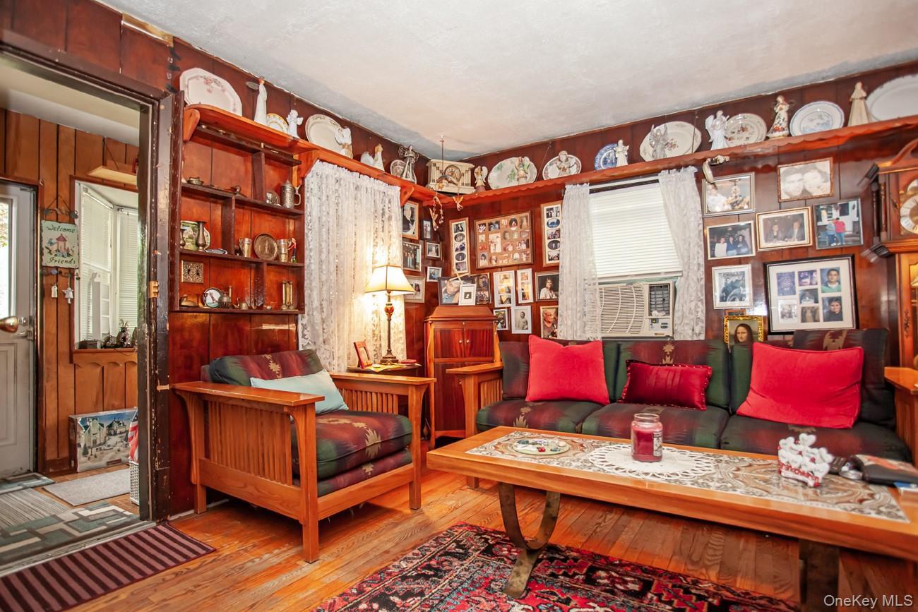 Single Family Broadway  Westchester County, NY 10596, MLS-928402-6