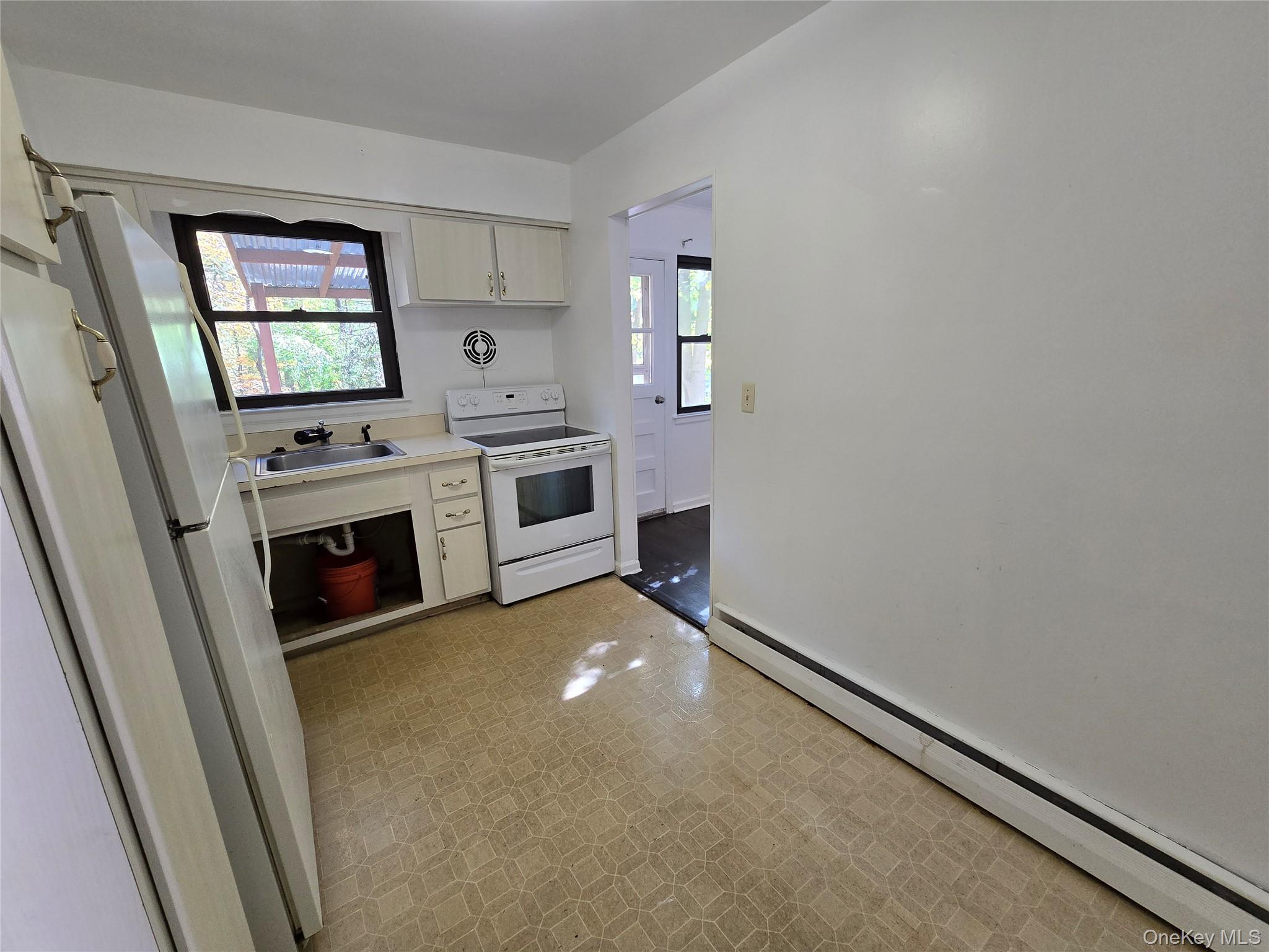 Single Family Oakbrook Westchester County, NY 10562, MLS-928410-8