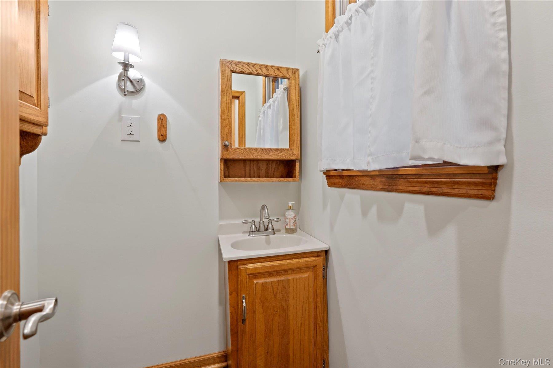 Single Family Marvin  Suffolk County, NY 11772, MLS-928415-15