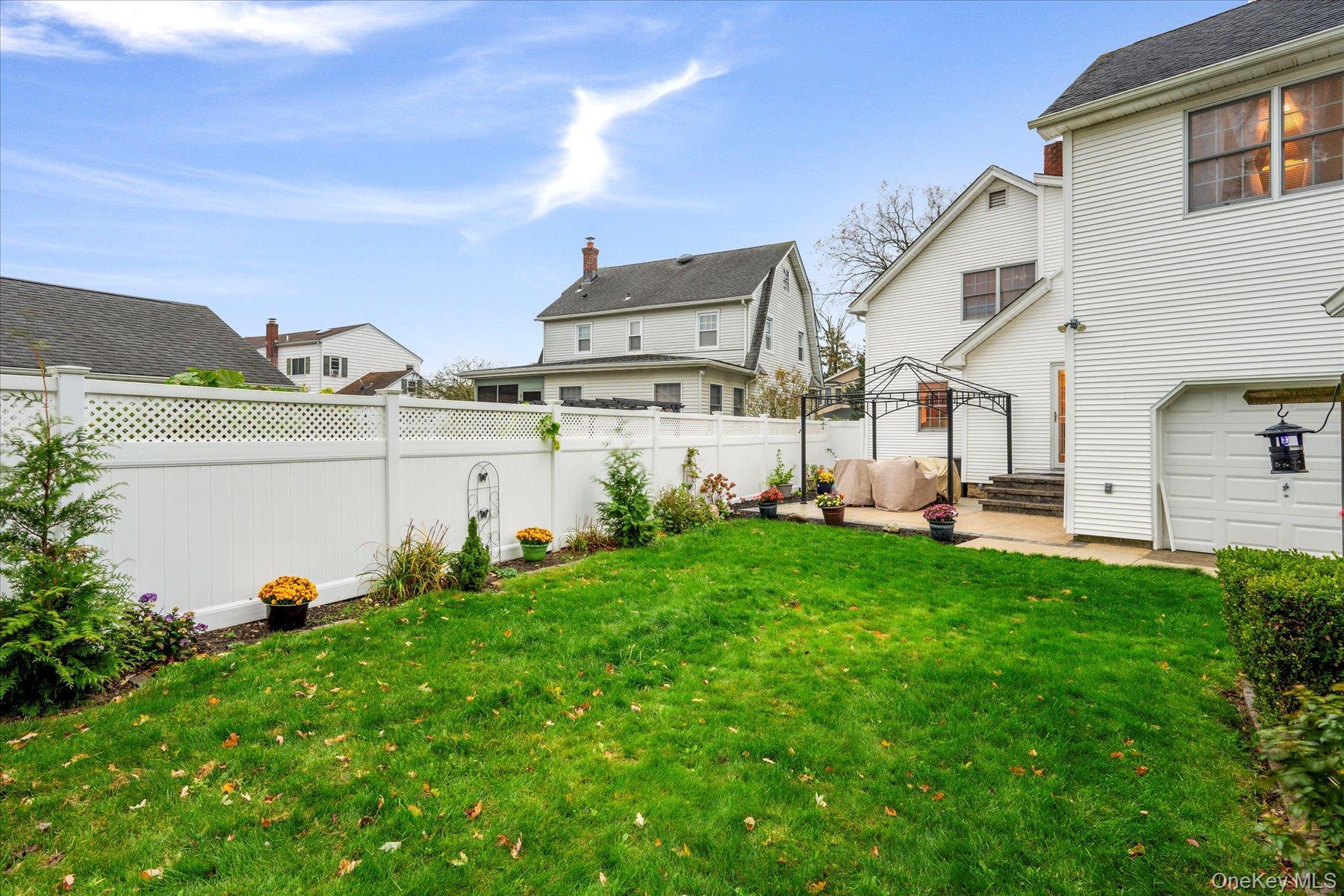 Single Family Marvin  Suffolk County, NY 11772, MLS-928415-4