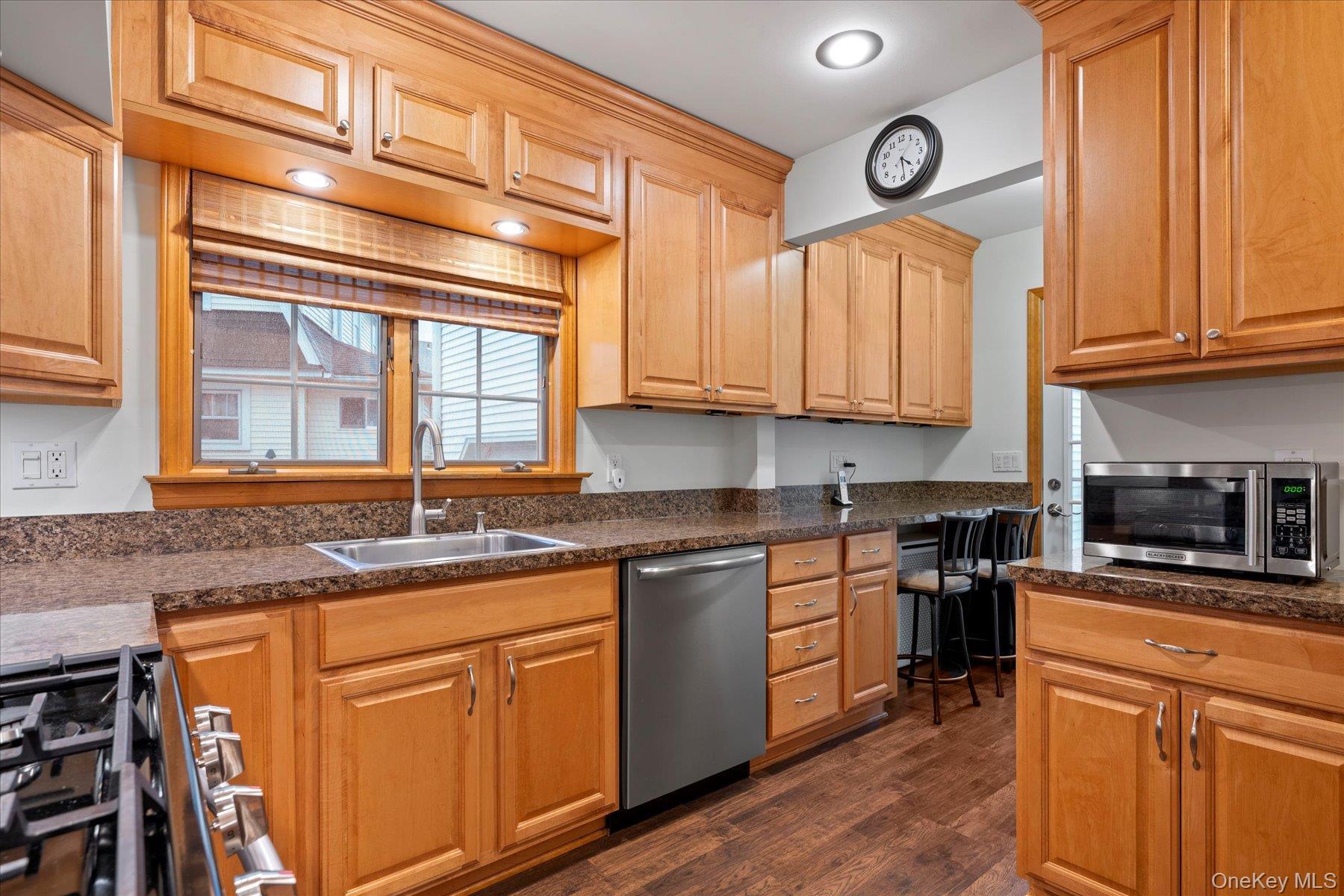 Single Family Marvin  Suffolk County, NY 11772, MLS-928415-7