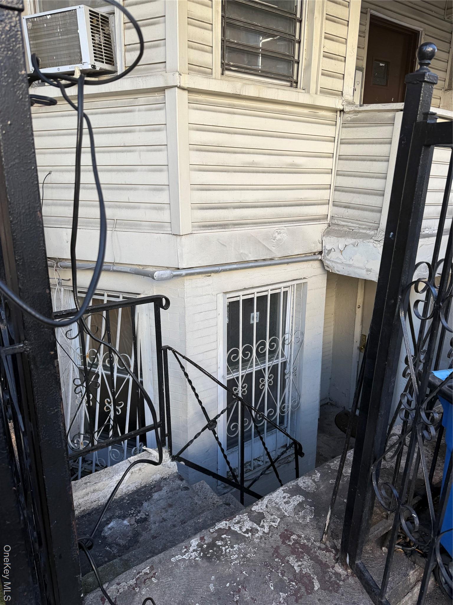 Single Family Fox Bronx, NY 10459, MLS-928422-3