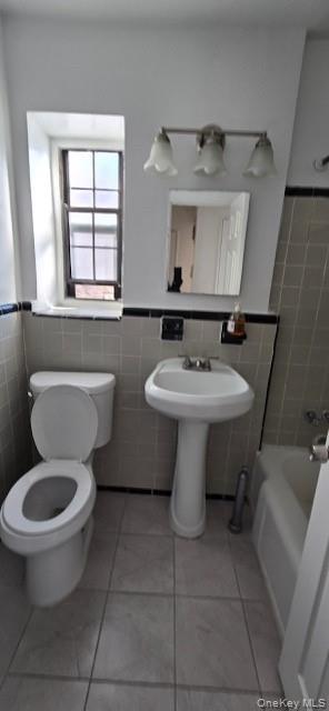 Apartment Main Street  Queens, NY 11367, MLS-928425-12