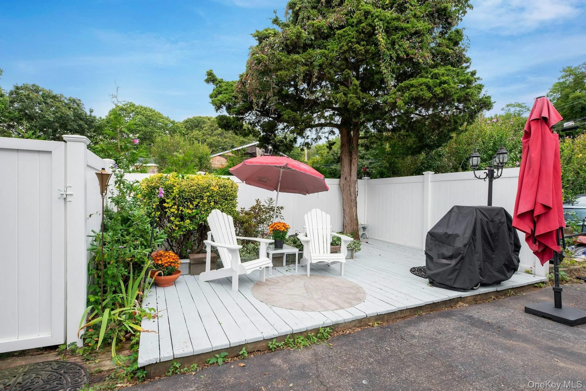 Single Family Fanning  Suffolk County, NY 11946, MLS-928435-21