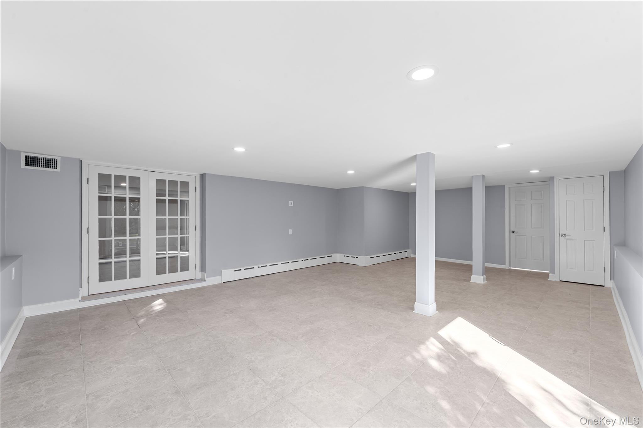 Single Family Ocean Harbor  Nassau County, NY 11572, MLS-928437-21