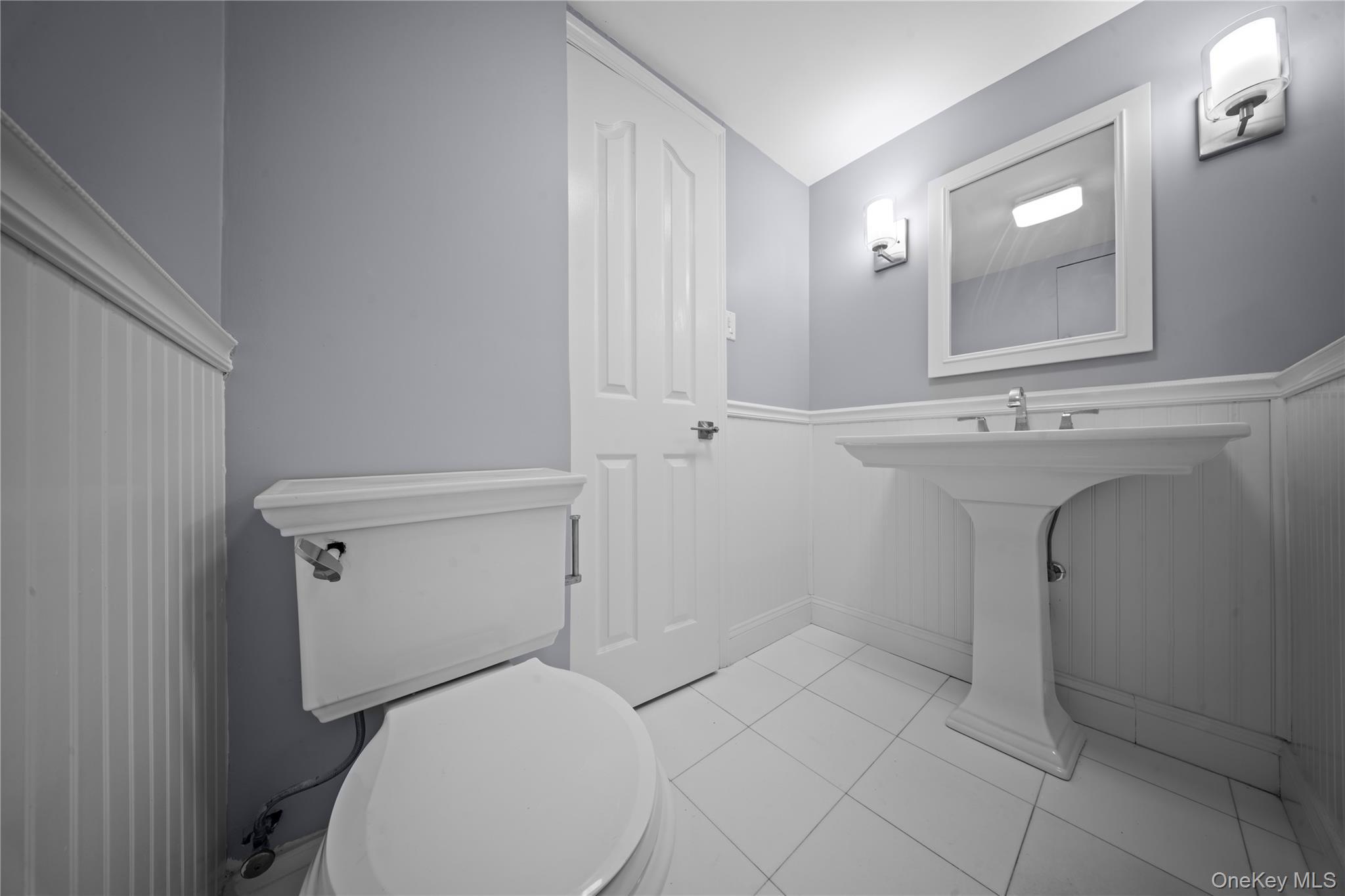 Single Family Ocean Harbor  Nassau County, NY 11572, MLS-928437-22