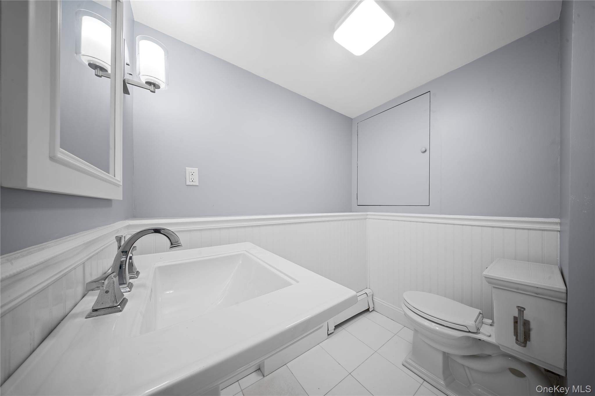 Single Family Ocean Harbor  Nassau County, NY 11572, MLS-928437-24