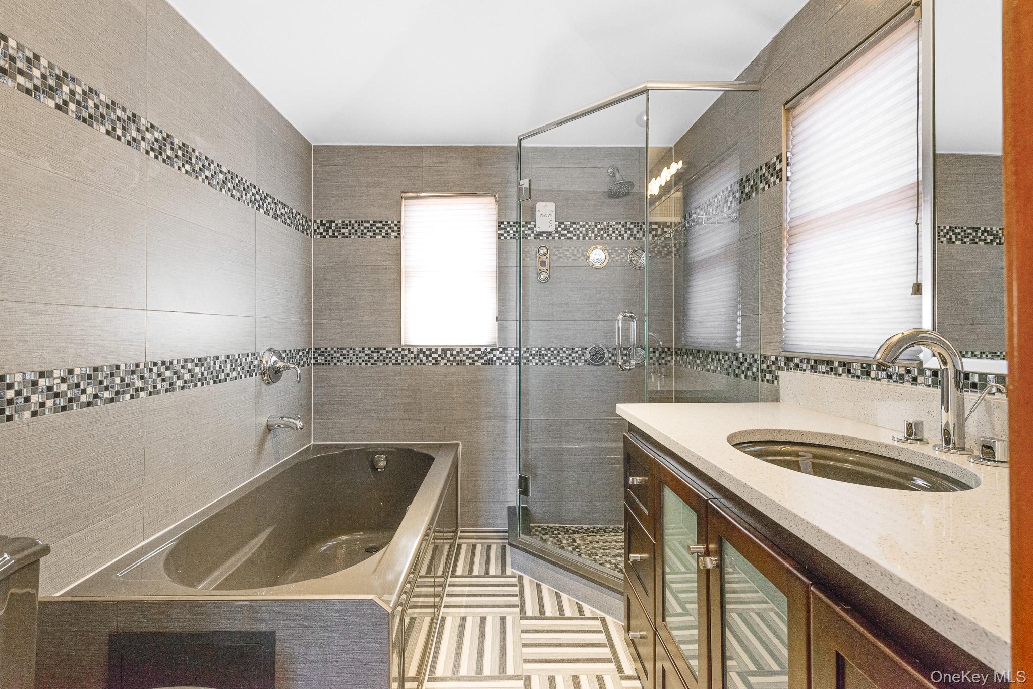 Single Family 58th  Queens, NY 11379, MLS-928439-25