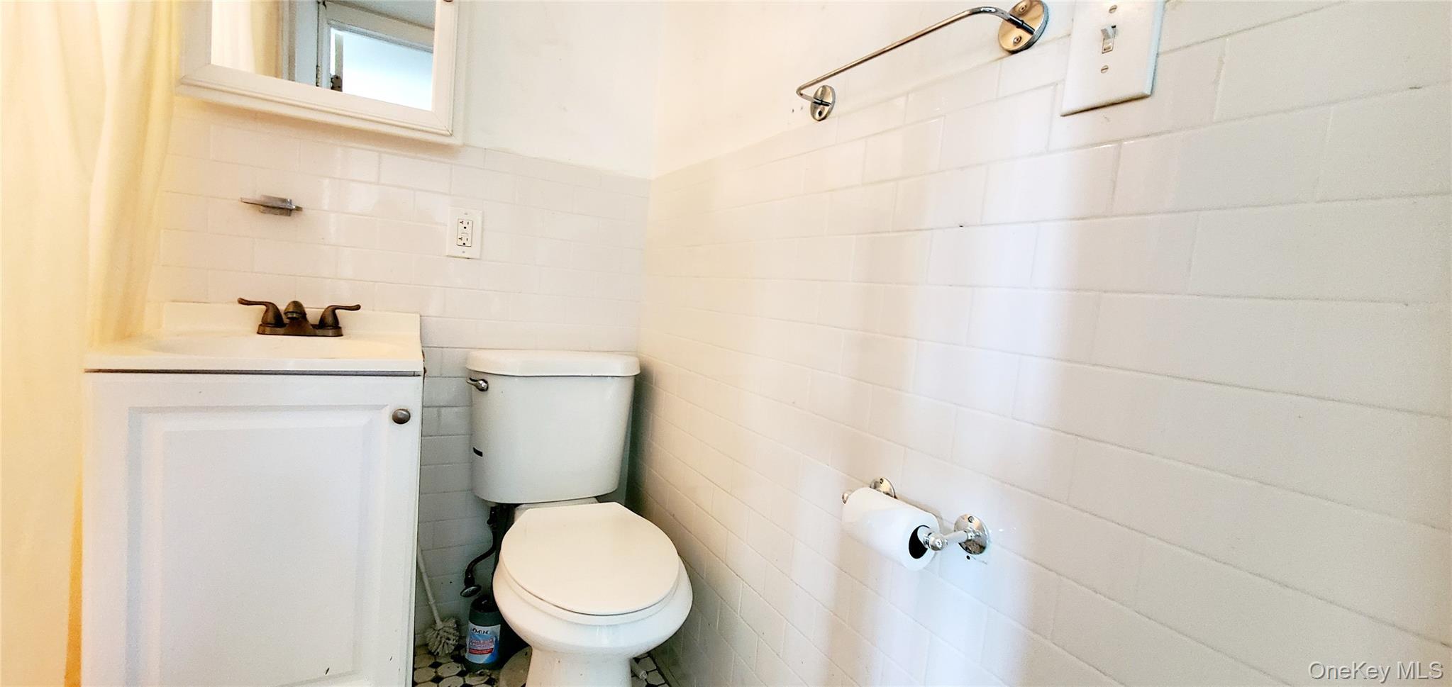 Single Family Beach 42nd Queens, NY 11691, MLS-928447-14