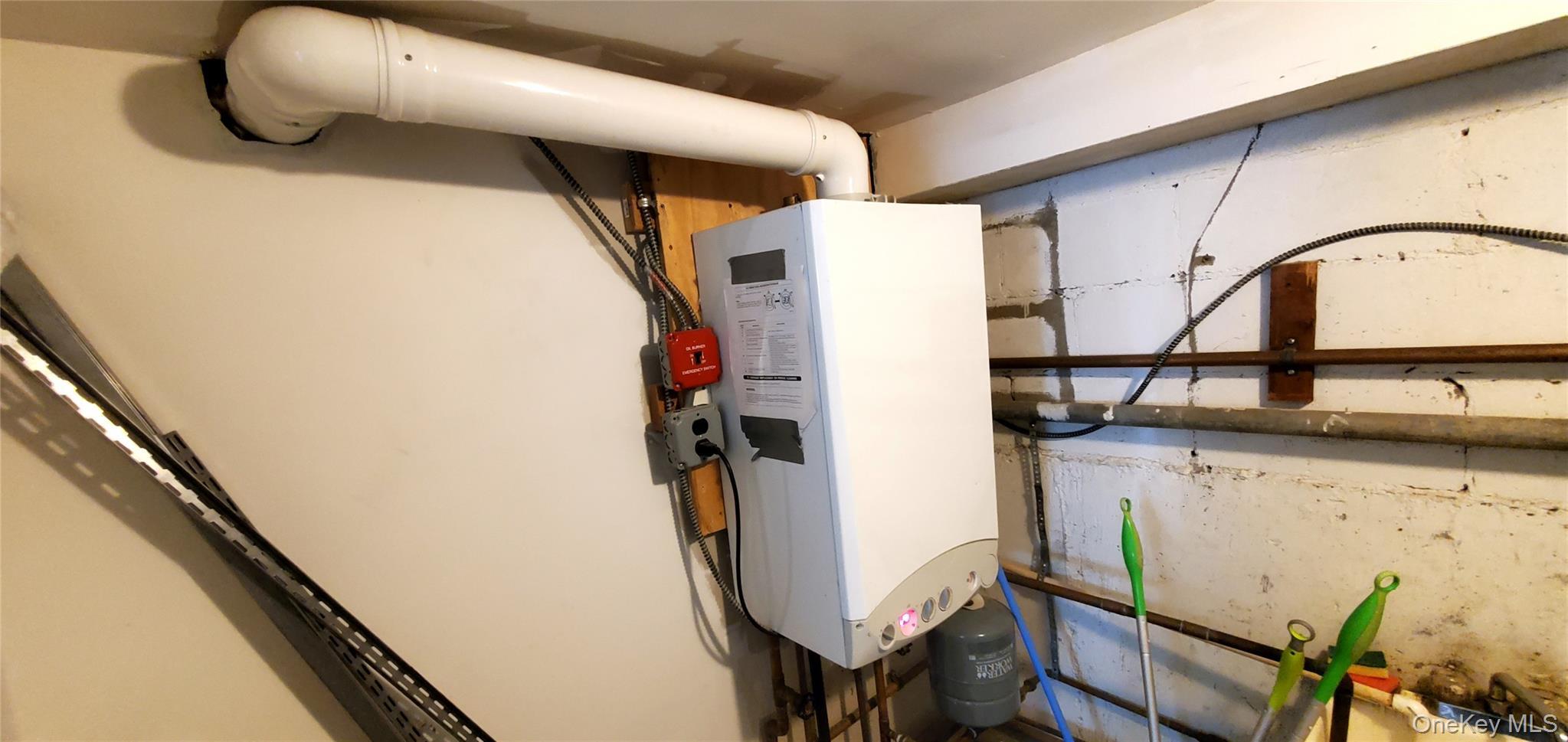 Single Family Beach 42nd Queens, NY 11691, MLS-928447-15