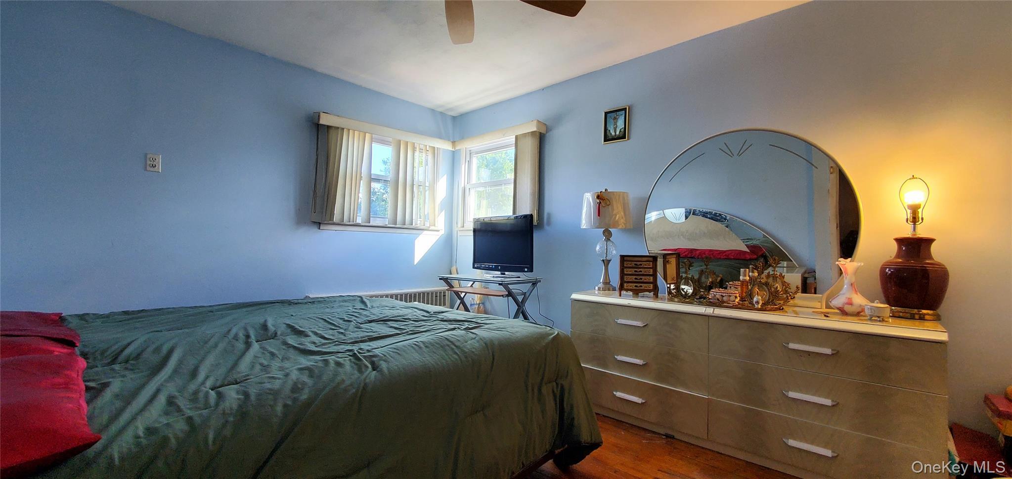 Single Family Beach 42nd Queens, NY 11691, MLS-928447-20