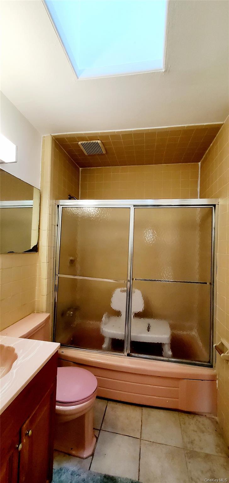 Single Family Beach 42nd Queens, NY 11691, MLS-928447-21