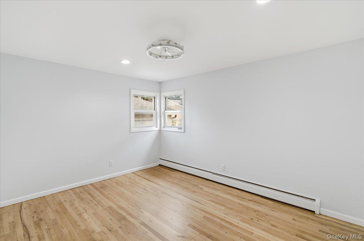 Single Family Brookside  Nassau County, NY 11553, MLS-928459-15