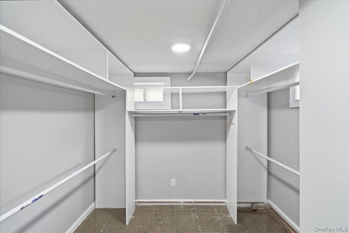 Single Family Brookside  Nassau County, NY 11553, MLS-928459-29