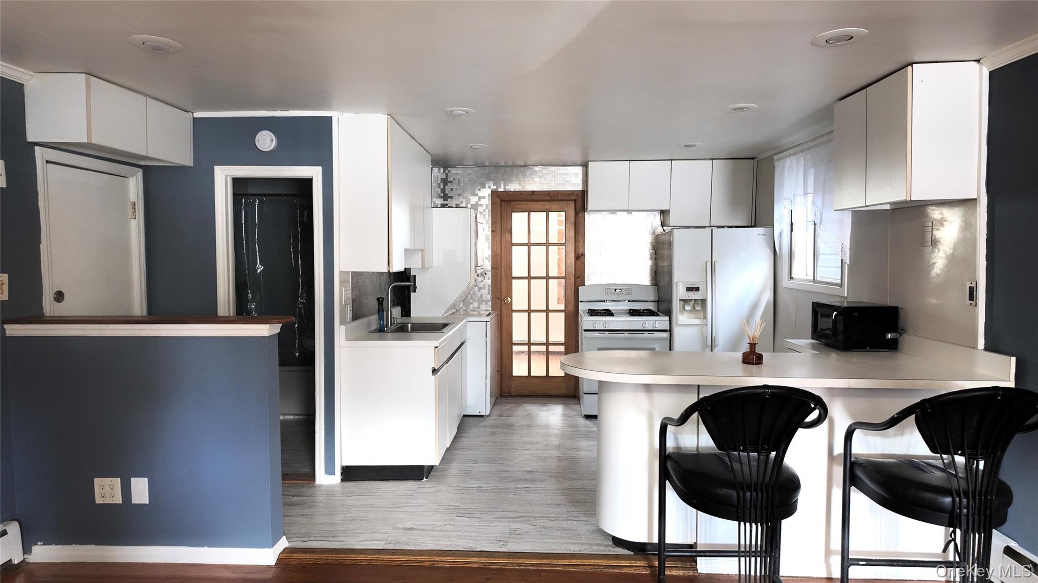 Apartment Barkley Bronx, NY 10465, MLS-928467-3